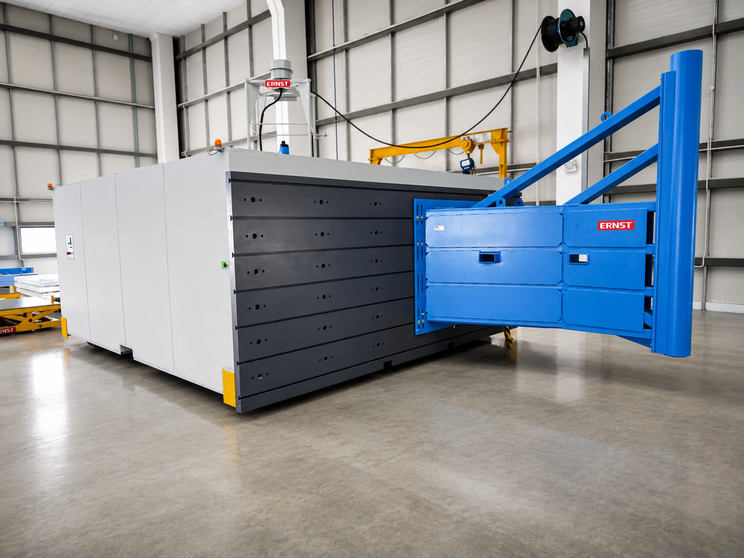 ERNST mobile crash block with integrated barrier mounting system